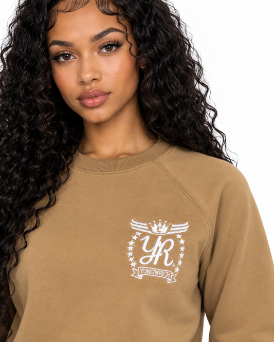 YUNG’N’RICH camel crew neck sweatshirt white YR crest logo close-up